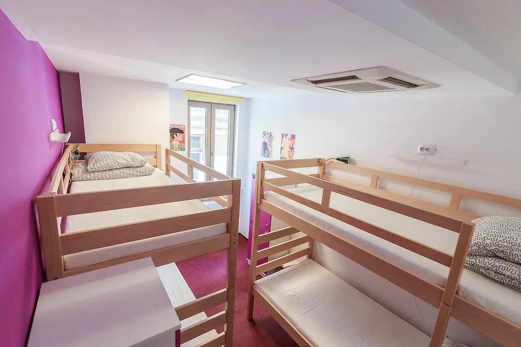 Pura Vida Sky Bar & Hostel Bucharest